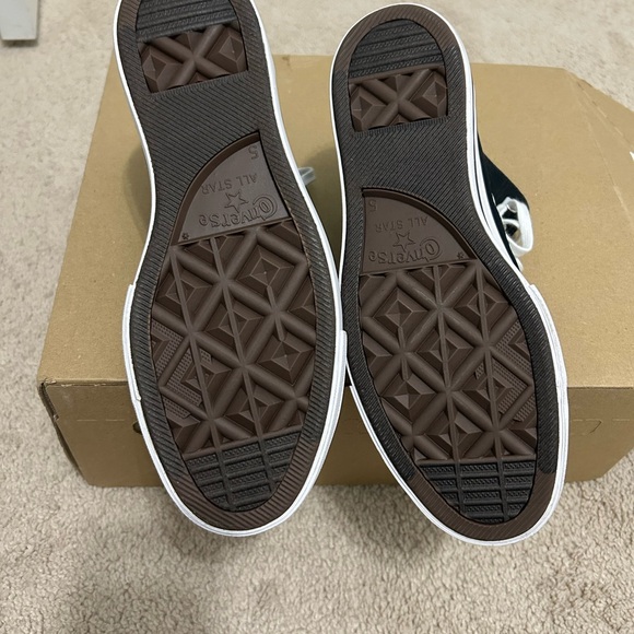 Converse - Picture 5 of 5